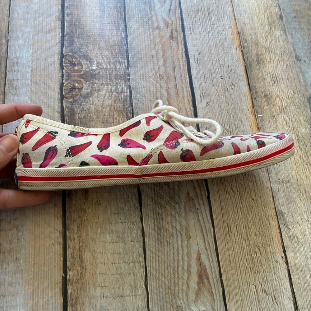 Kate spade x Keds chili pepper sneakers 10 - Picture 6 of 7